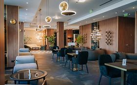 Sky Airport Hotel
