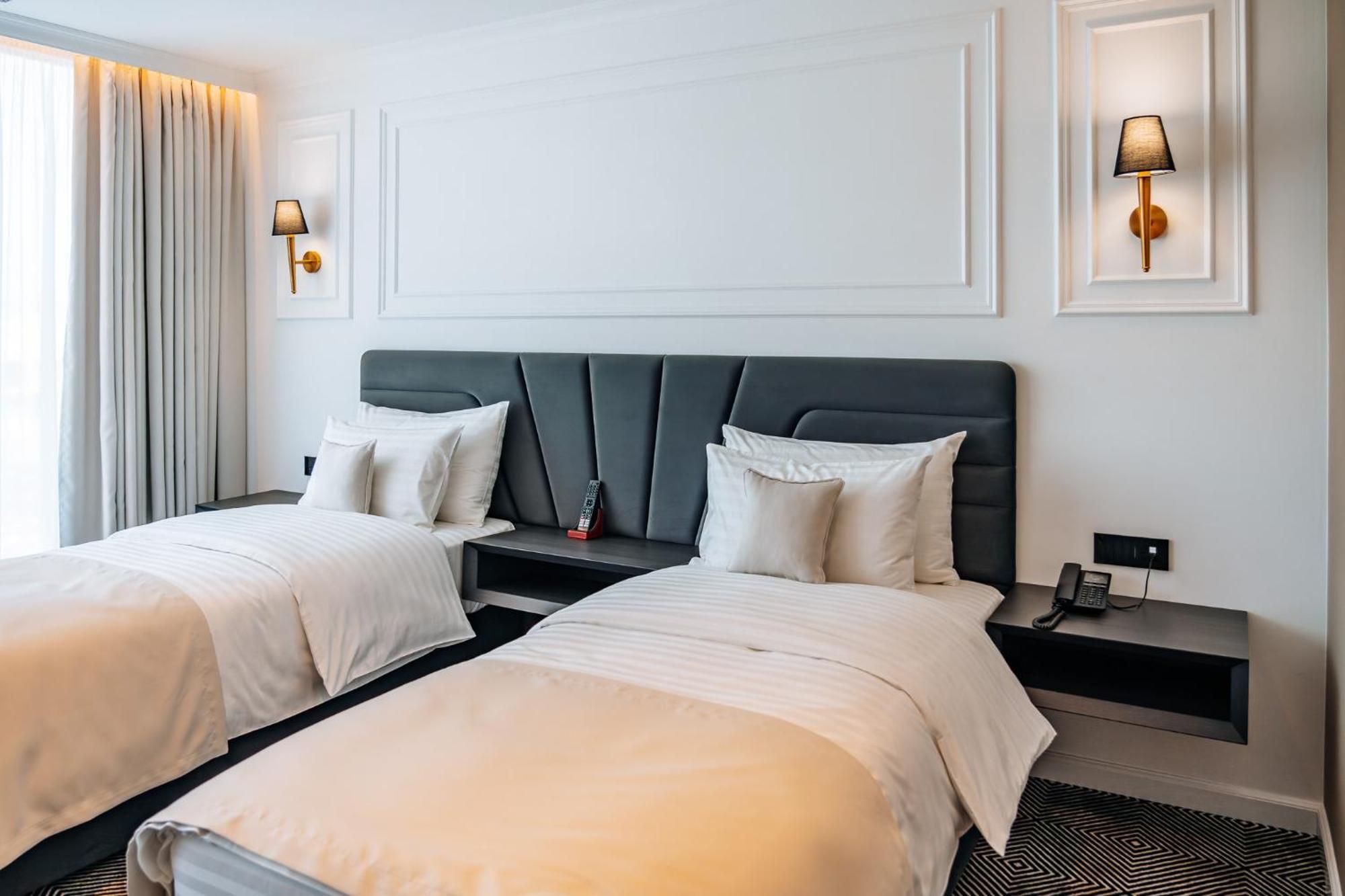 Sky Airport Hotel Cluj-Napoca Room photo