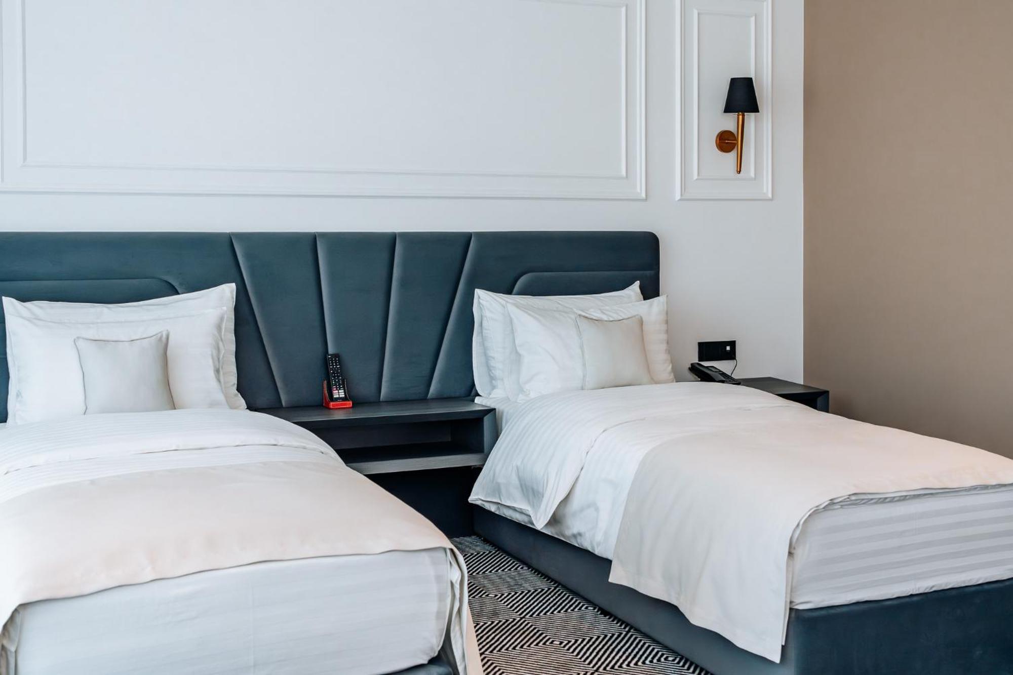 Sky Airport Hotel Cluj-Napoca Room photo