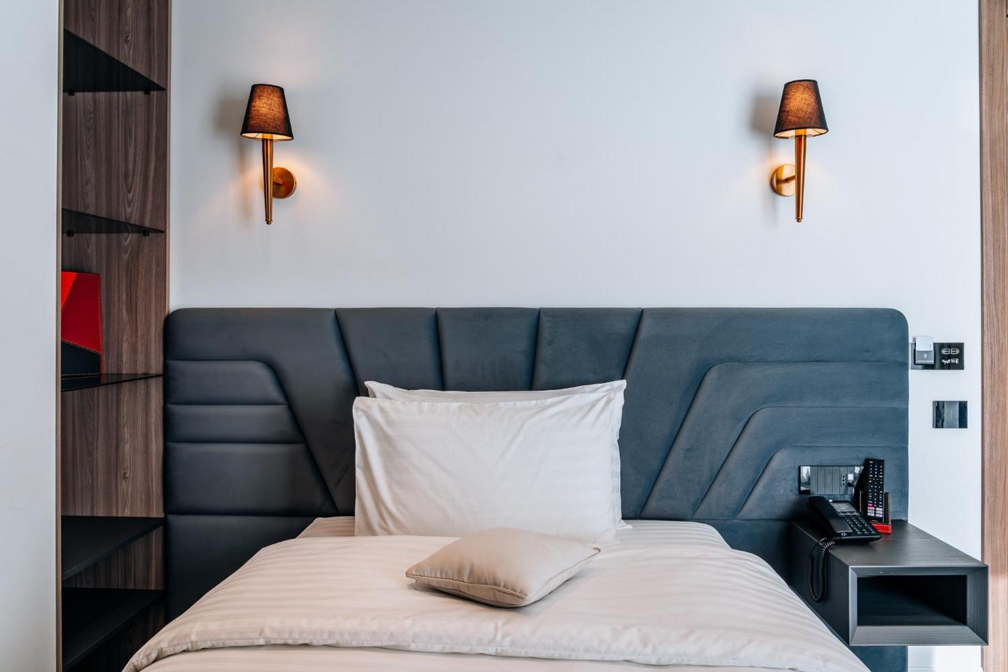 Sky Airport Hotel Cluj-Napoca Room photo